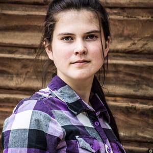 Meet your Posher, Annie